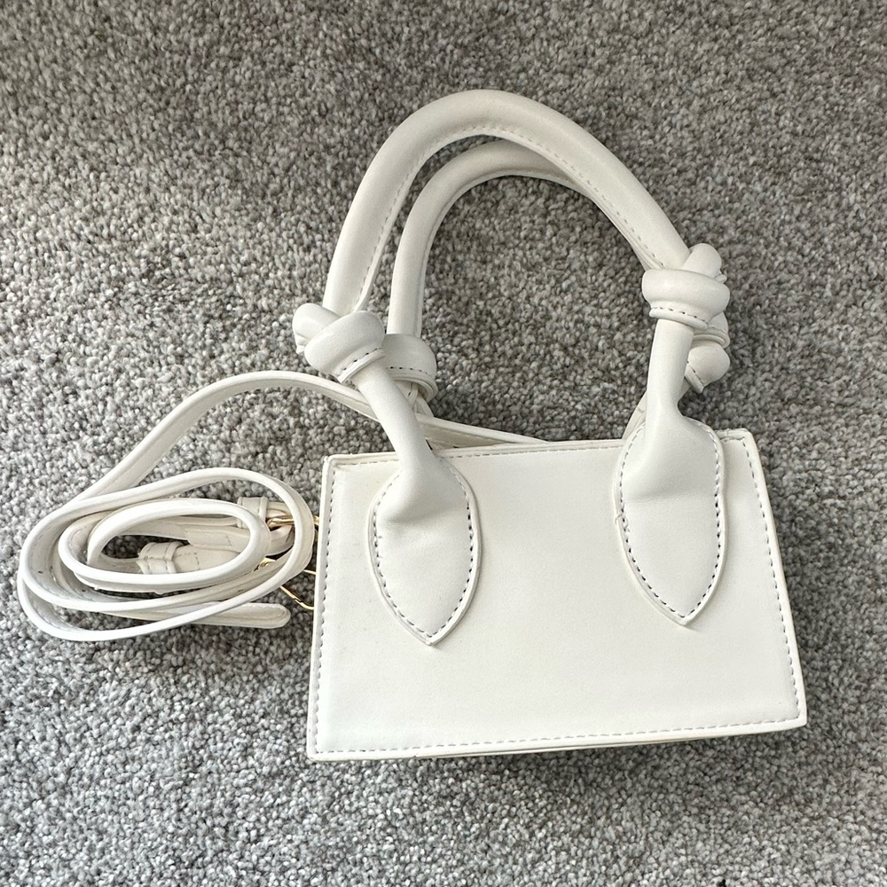 NWOT Mini Purse, White. - Picture 3 of 5